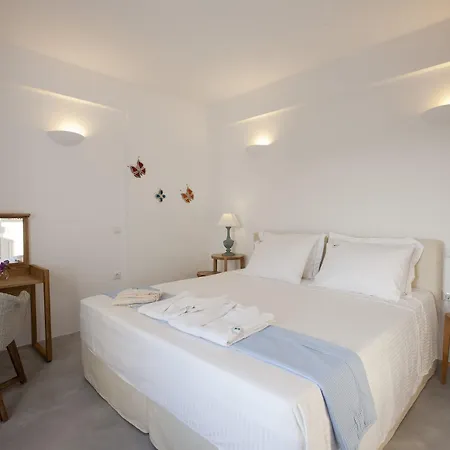 Sun Anemos Oia