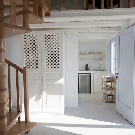 Sun Anemos Daire Oia