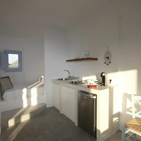 Sun Anemos * Oia