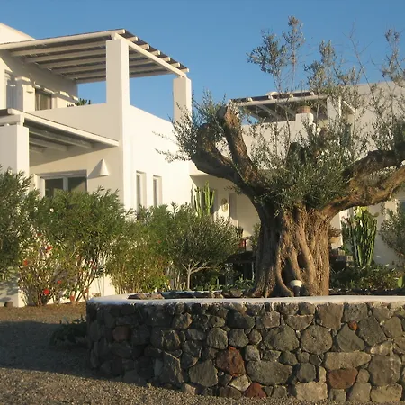 Sun Anemos * Oia (Santorini)