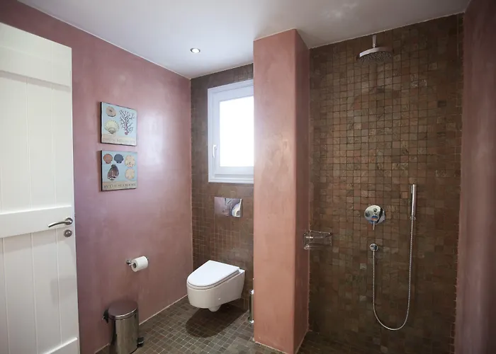 Sun Anemos Oia (Santorini)