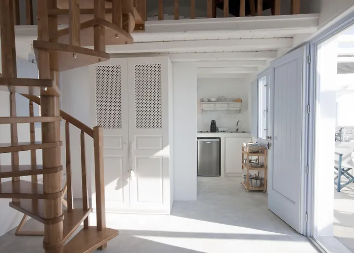 Sun Anemos Daire Oia