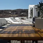 Sun Anemos Oia (Santorini)